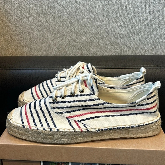 SOLUDOS Women’s Oxford Lace-Up Platform Red/White/Blue Canvas Size 11 NIB - Picture 3 of 9